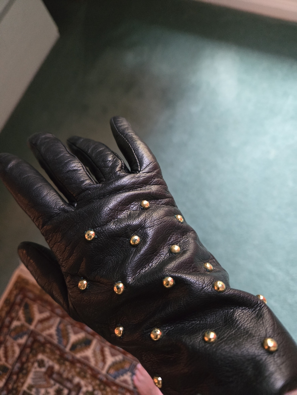 Source Unknown Black Leather Gloves with Gold Studs
